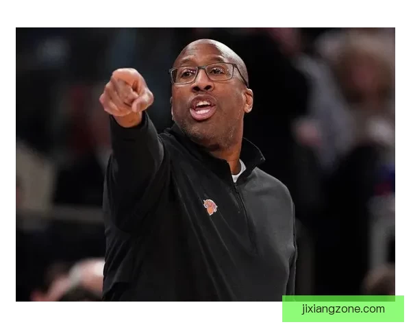 迈克布朗执掌雷霆战术小动作与罚球争议分析